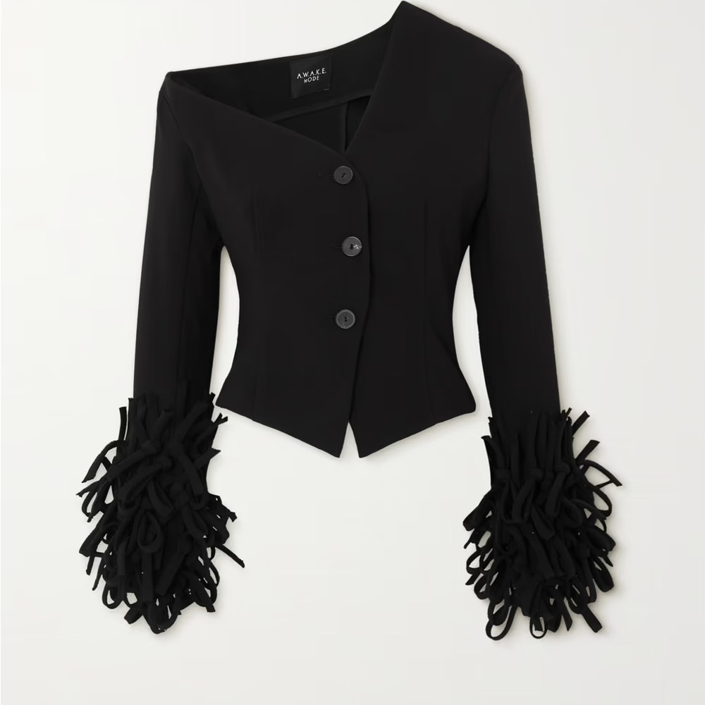 A.W.A.K.E. MODE
Asymmetric crepe jacket